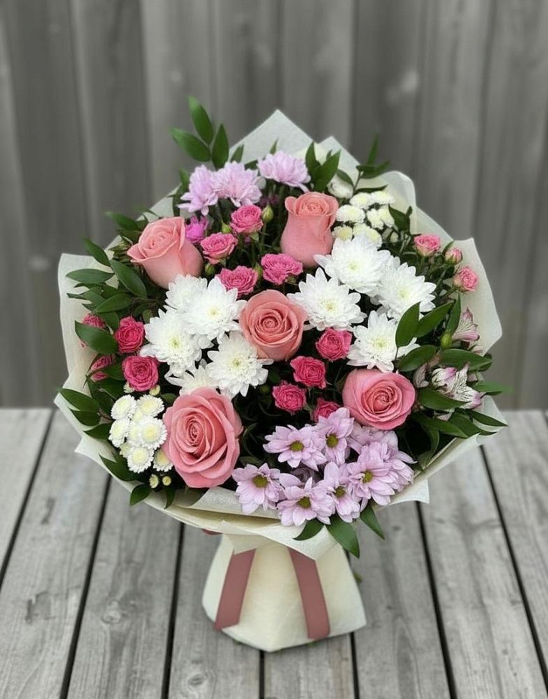 Букет цветов из: Альстромерии, Гвоздики, Розы и Хризантемы в Шугарово