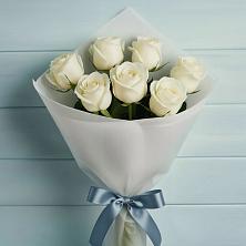 Букет 7 Белых роз Эдлесс Лав в Шугарово