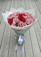 Букет цветов из:  Альстромерии в Шугарово