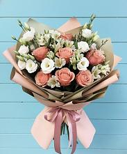 Букет цветов из:  Розы, Альстромерии и Лизиантусы #REPLACE_PRED# Шугарово