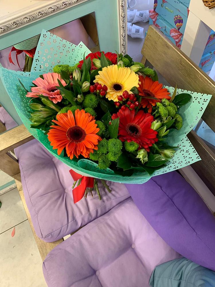 Букет цветов из: Герберы, Хризантемы и Альстромерии в Шугарово