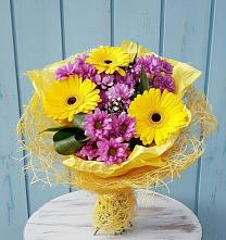 Букет цветов из:  Хризантемы и Герберы #REPLACE_PRED# Шугарово