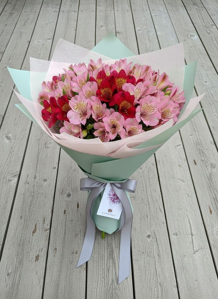 Букет цветов из: Альстромерии в Шугарово