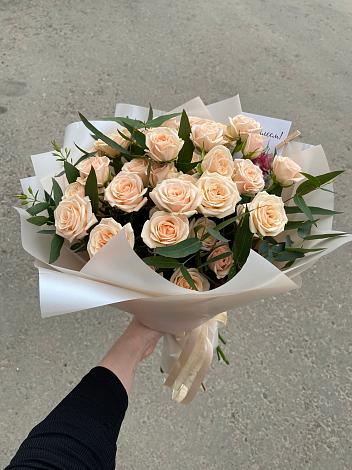 Букет Кремовые розы Латте в Шугарово