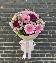 Букет цветов из:  Герберы и Хризантемы в Шугарово