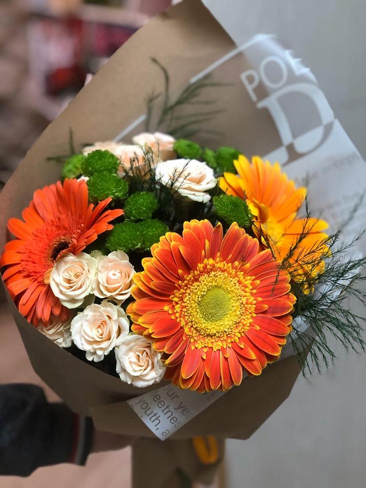 Букет цветов из: Герберы, Хризантемы и Розы в Шугарово